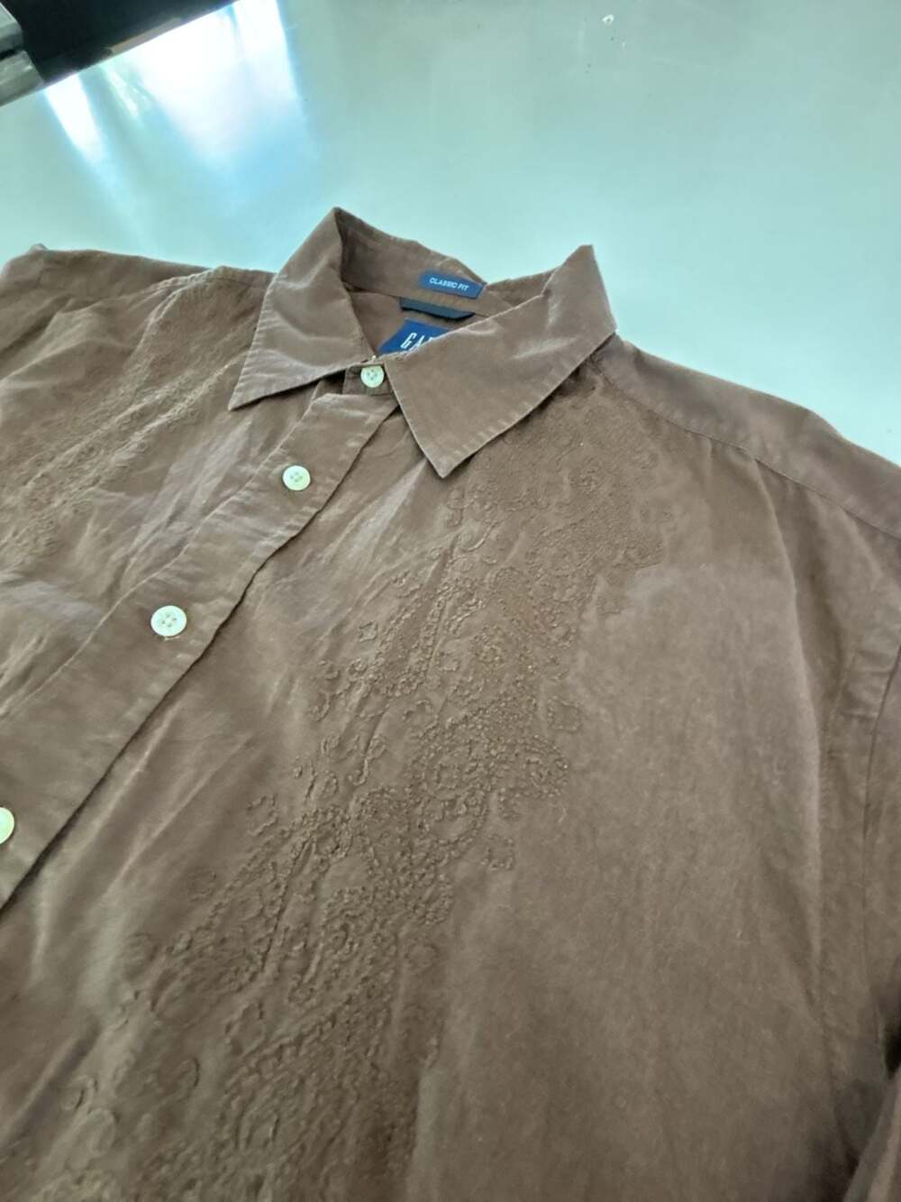 Gap Classic Fit Brown Long Sleeve Button Down Shirt Floral Embroidery XL men’s